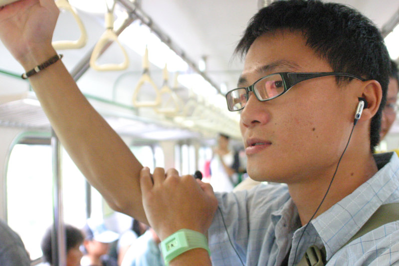 台灣鐵路旅遊攝影電車-區間車旅客特寫2005攝影照片133